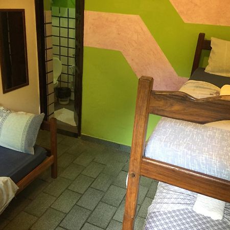 Papagaio Hostel & Pousada Морро-де-Сан-Паулу Экстерьер фото